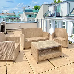 Steiner Residences Nestroyplatz Appartamento
