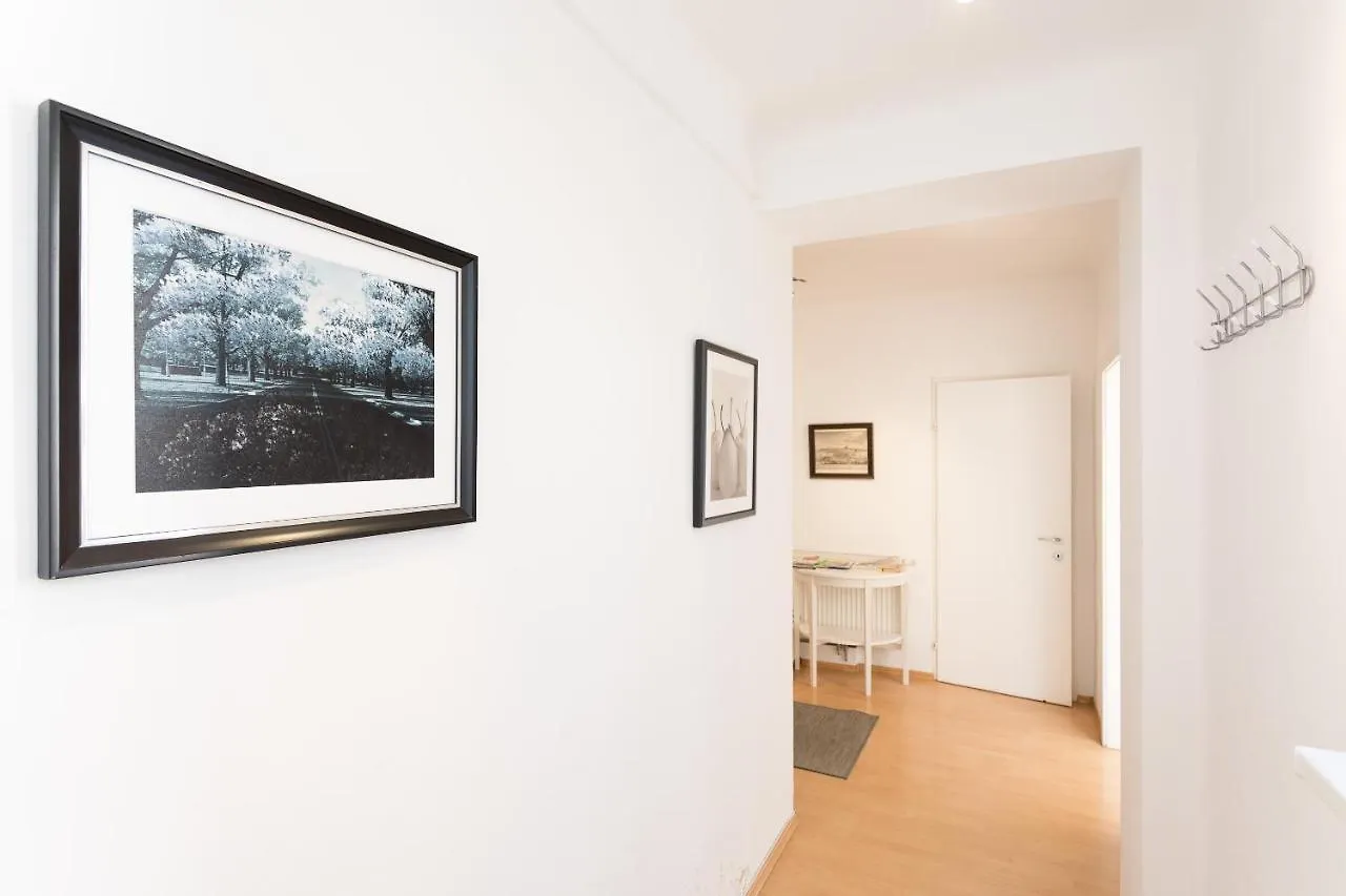 Gorgeous Hideout | City Center Apartment Vienna Austria