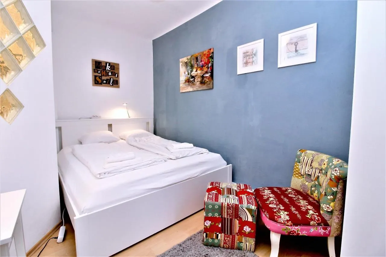 Gorgeous Hideout | City Center Apartment Vienna