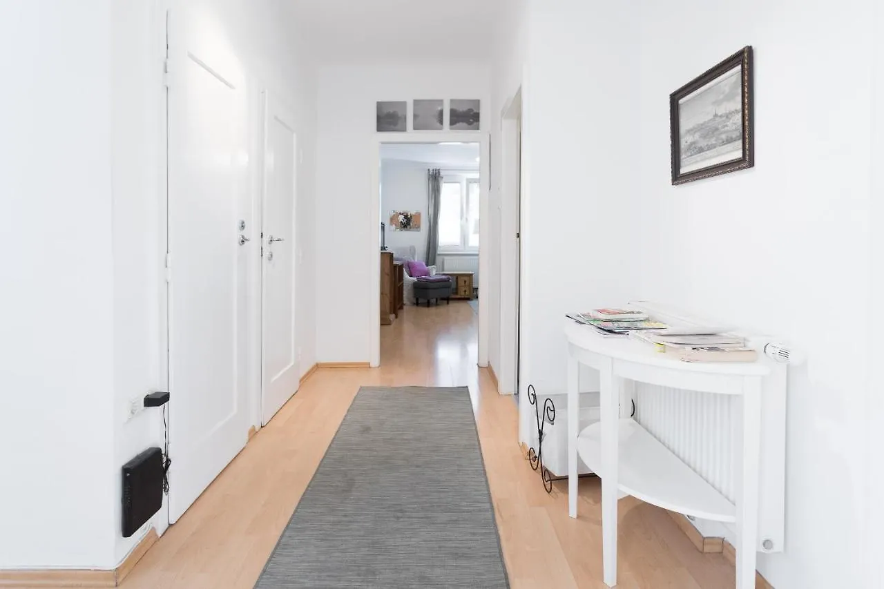 Gorgeous Hideout | City Center Apartment Vienna Austria
