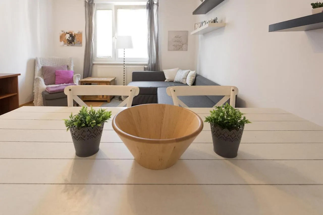 Gorgeous Hideout | City Center Apartment Vienna